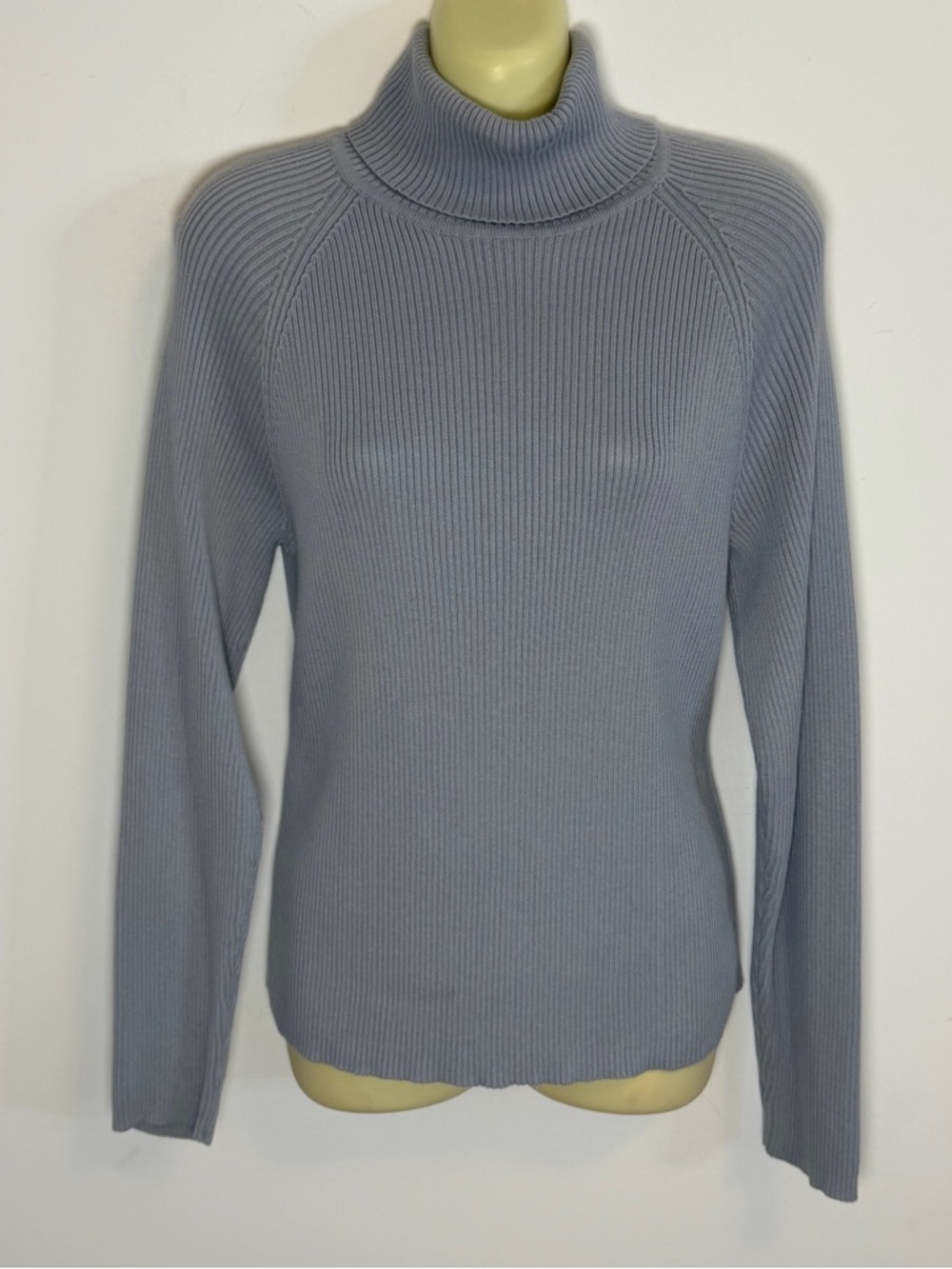 Jeanne Pierre Ribbed Turtleneck Gray Sweater